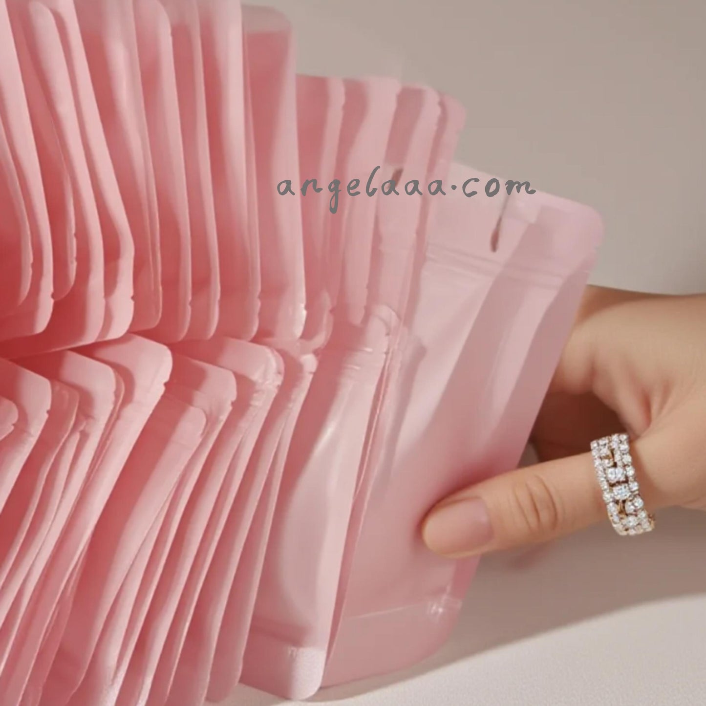 PortPlugs USB C Dust Plug Cover – for iPhone 17, 16, 15, Galaxy S24–S8, Kindle, Pixel, Steam Deck, iPad & Type-C Devices – Charger Cover